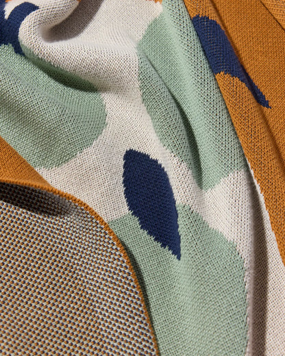 Breakfast - Throw Blanket