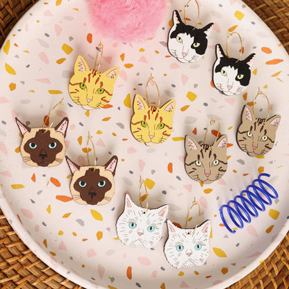 Persian White Cat Hoops