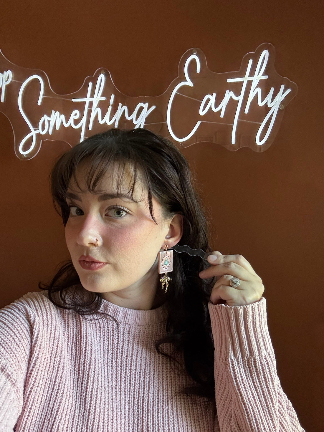 Pine and Ribbon, in Pink