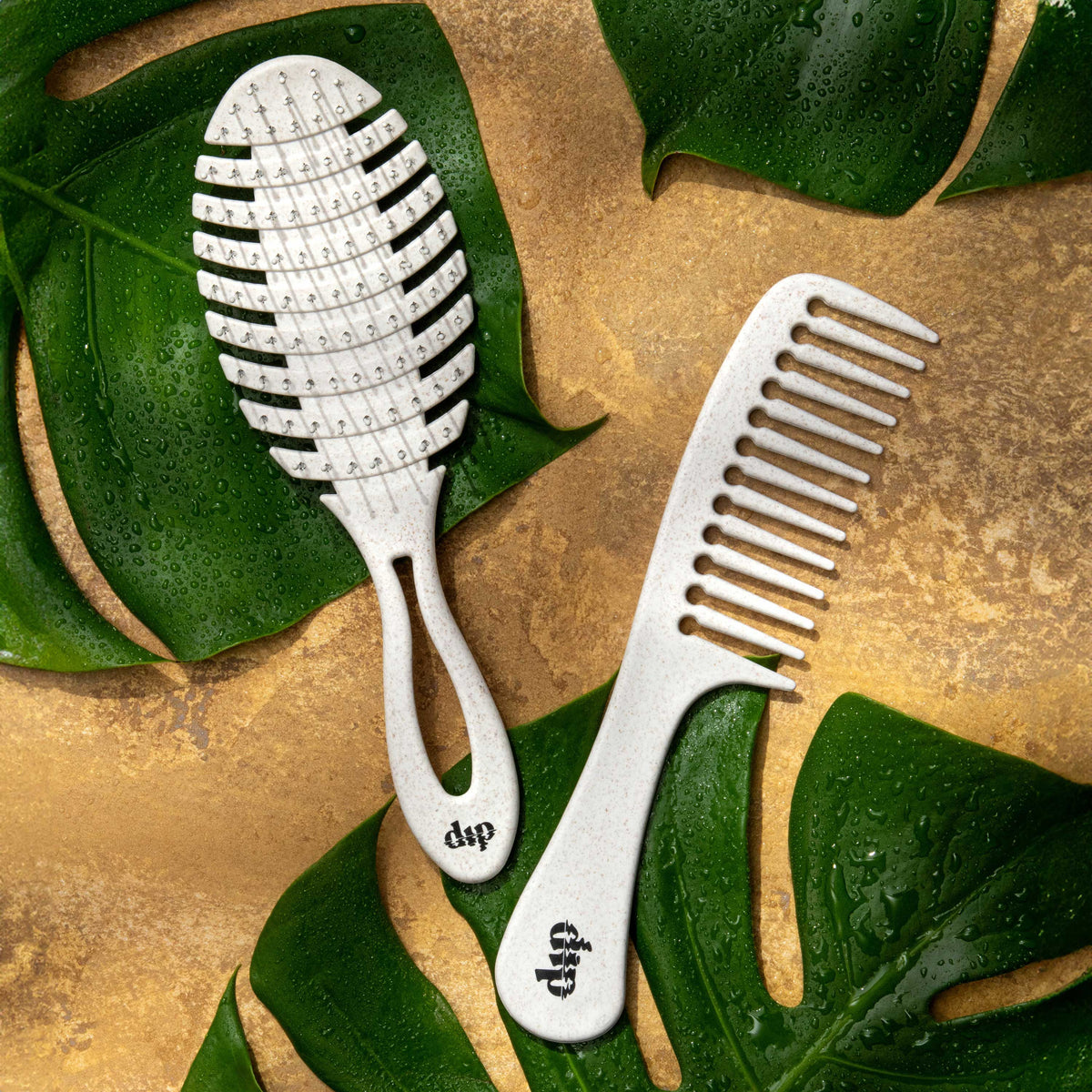 Dip Full Size Detangling Comb : Curly or Hi-Volume Hair