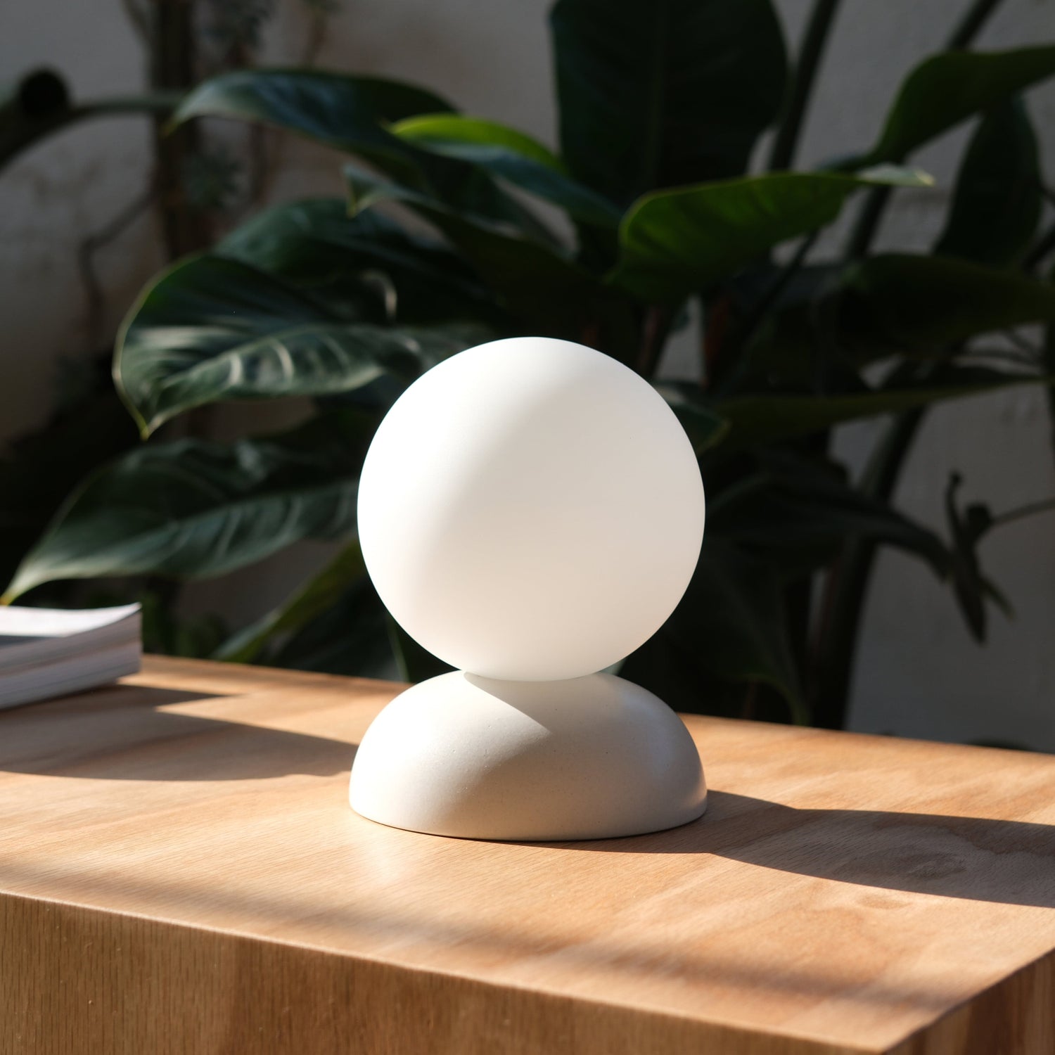 Misewell Lamps White Matte / On/Off Monroe Table Lamp