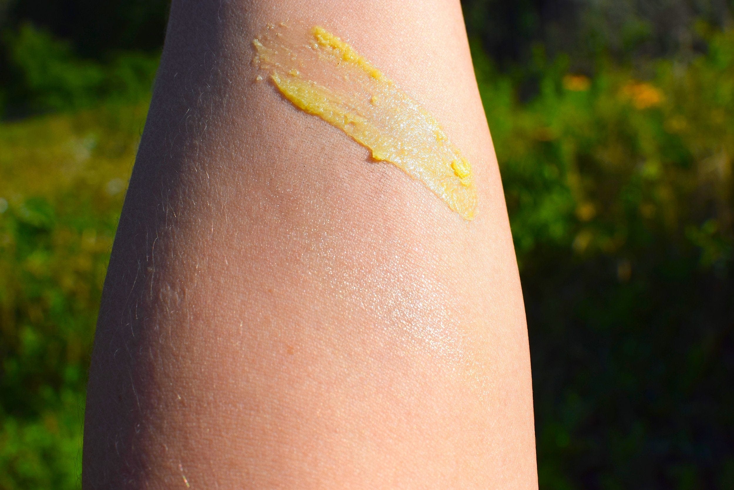 plant makeup Makeup Primer // UNIVERSE-all Face + Body Balm