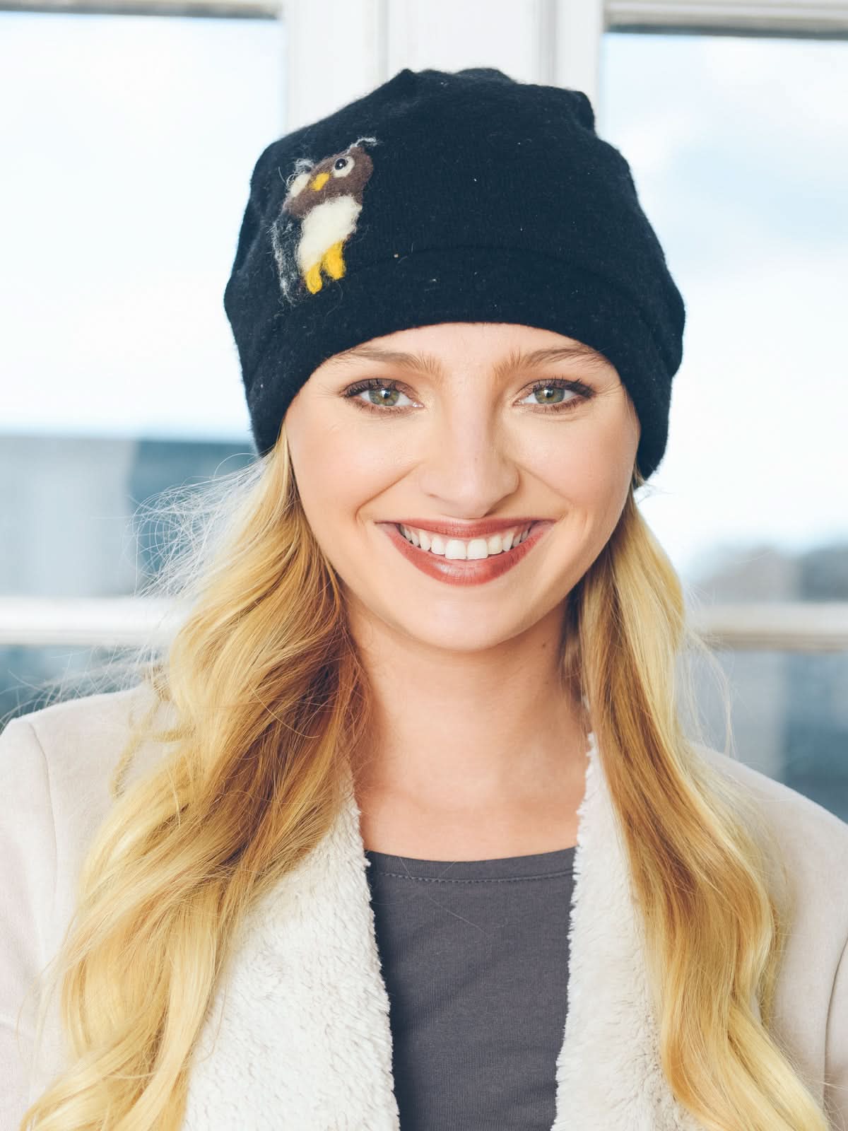 Ash &amp; Rose hat Black Owl Cashmere Hat - Adult/Big Kid