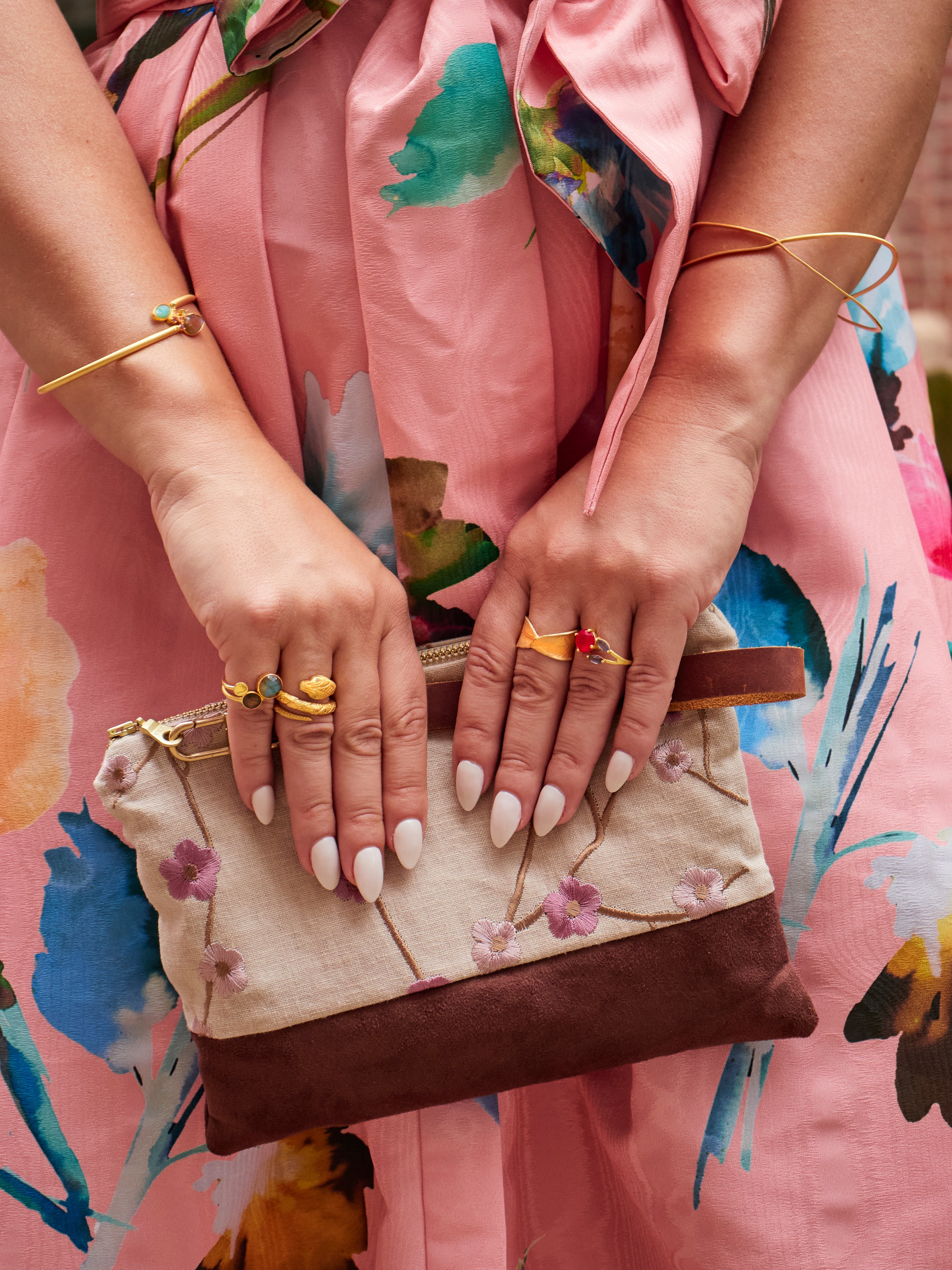 Alice Embroidered Linen Wristlet - My American Goods