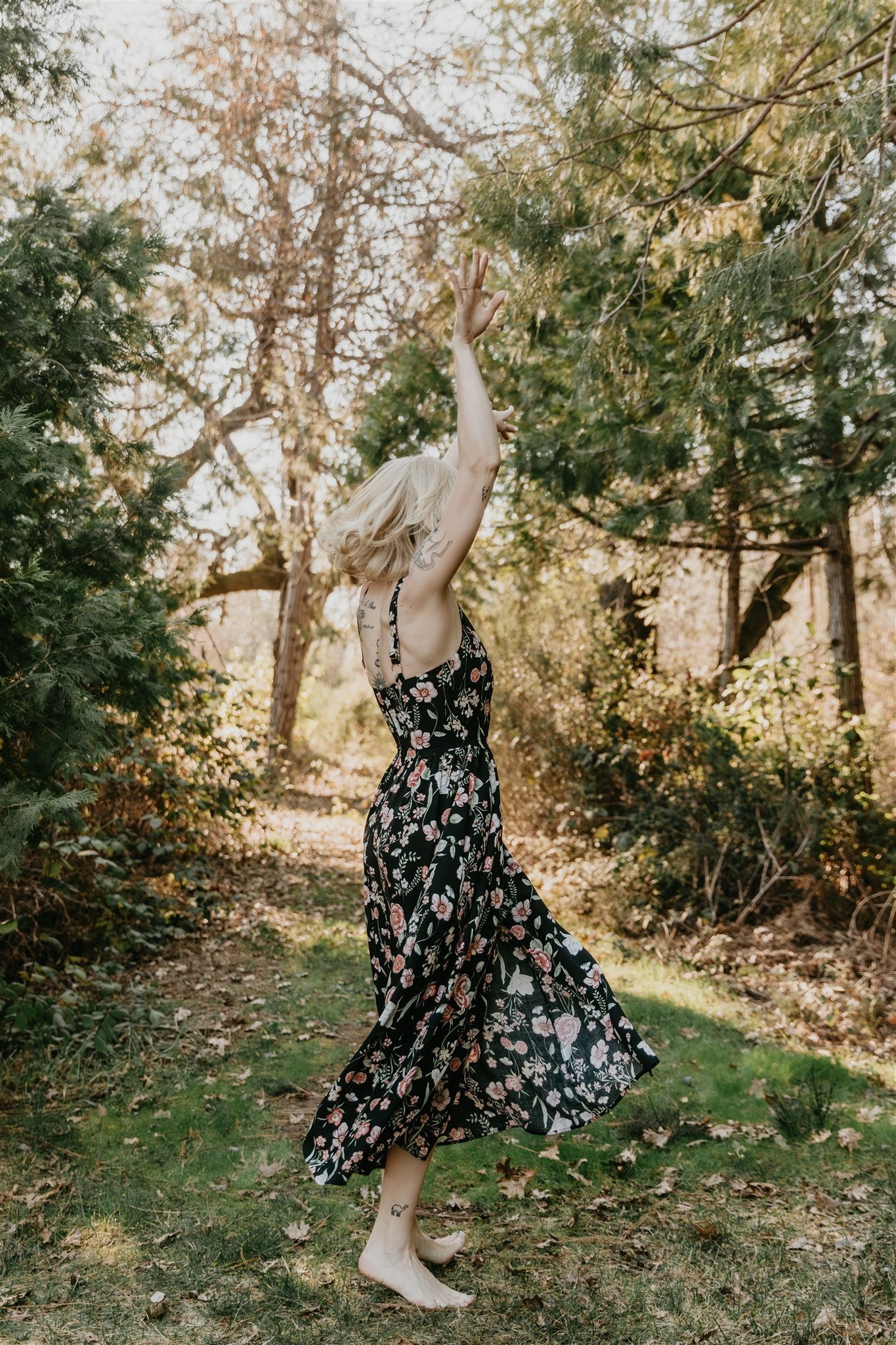 Long Agnes dress in Dark Floral Challis
