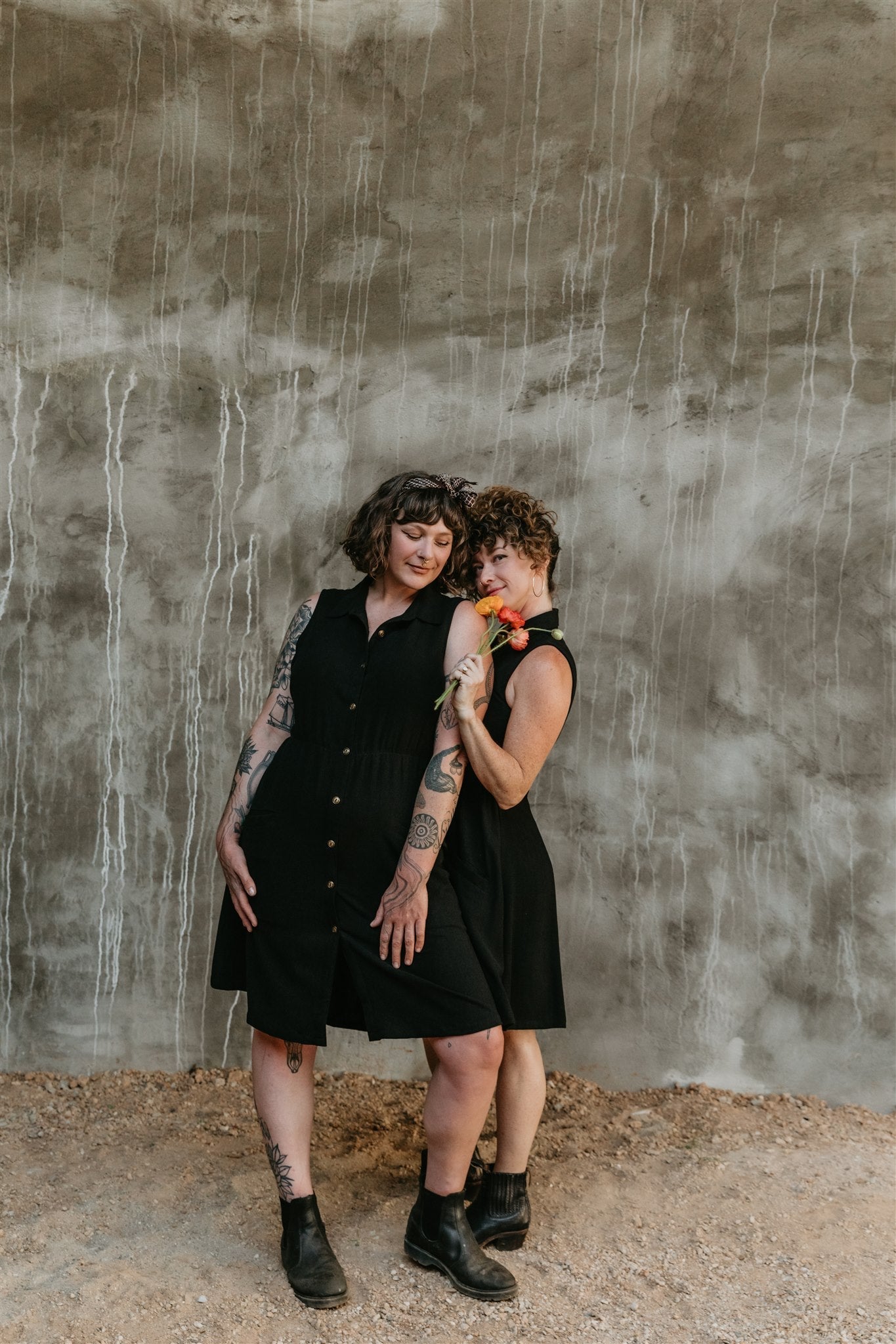 Mona Dress in Black Linen