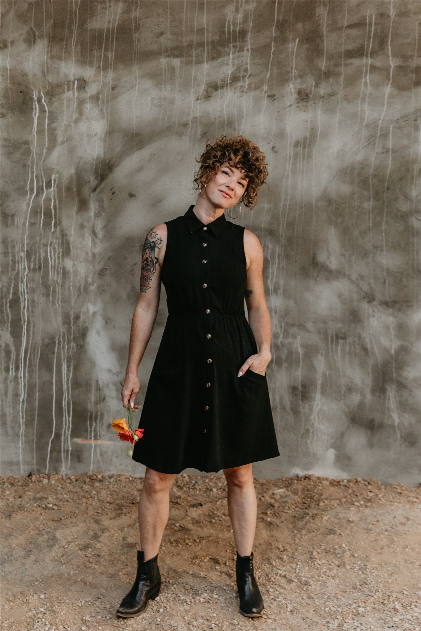 Mona Dress in Black Linen