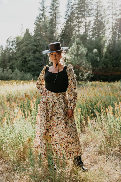 Elizabeth Top in Black on Tarot Cotton