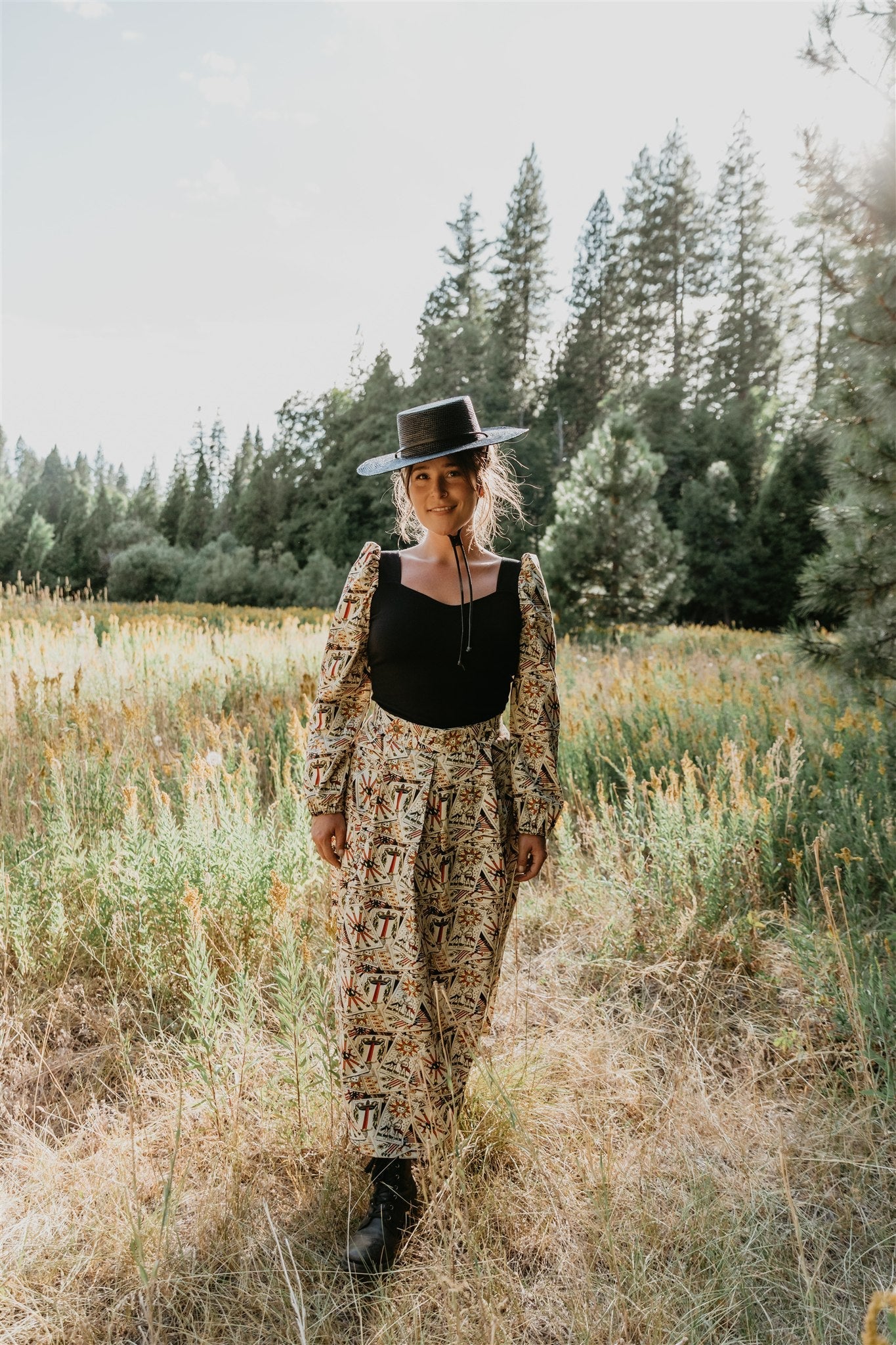 Elizabeth Top in Black on Tarot Cotton