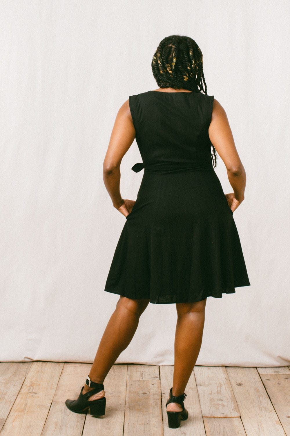 Field Day Dress Thea Dress in Black Linen