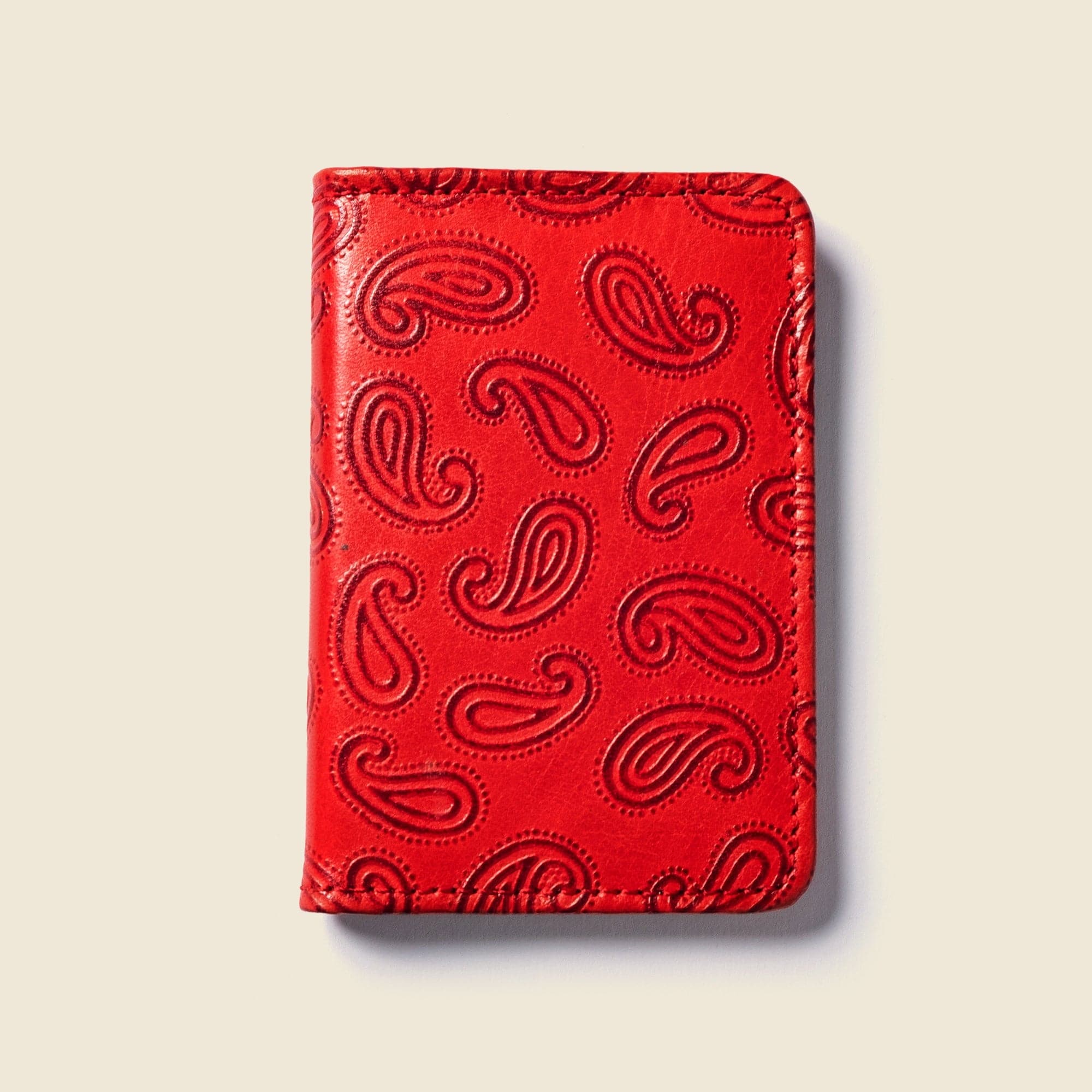 CASUPO Small Bifold Compact Bifold with RFID Protection - Red Paisley