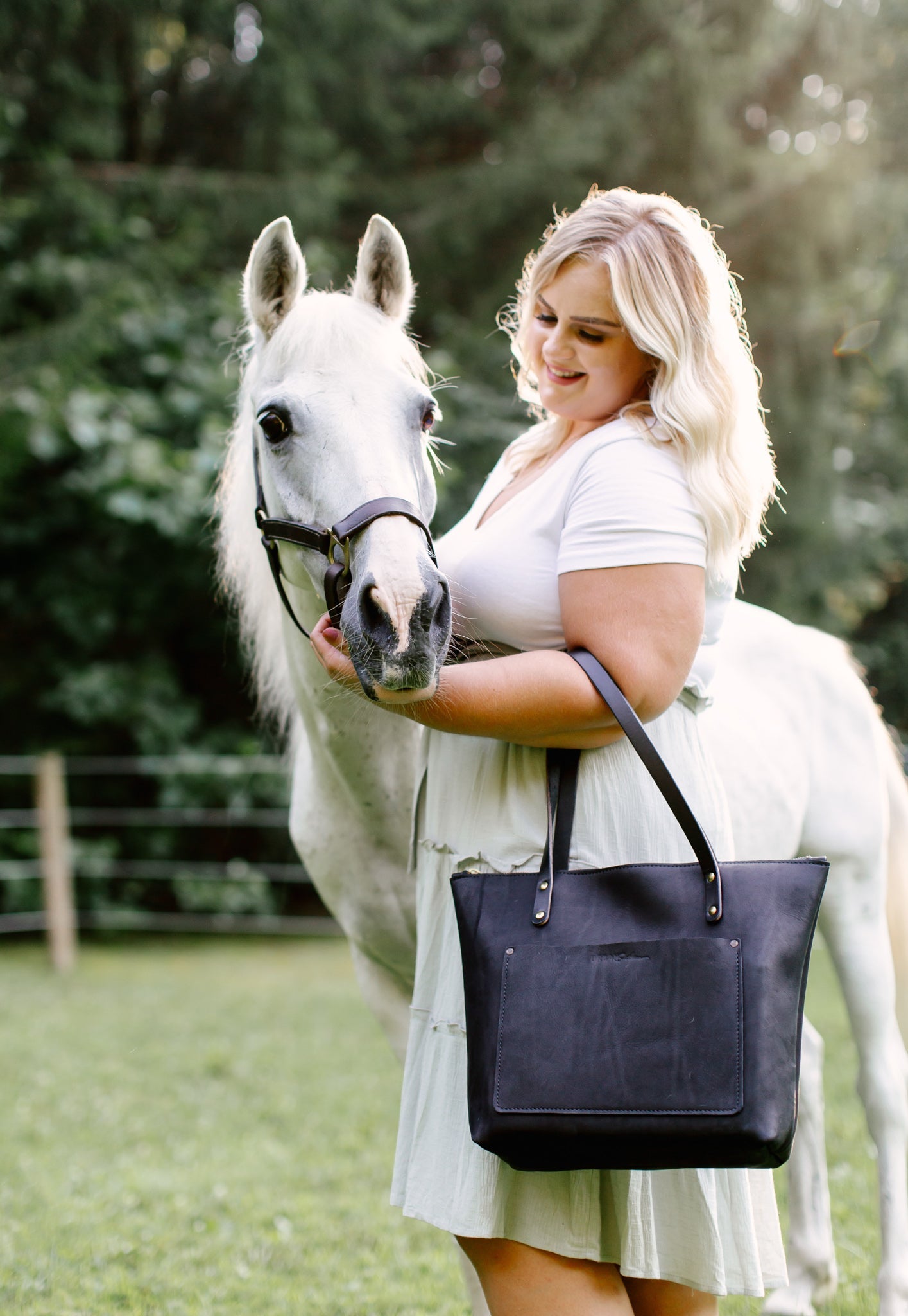 Urban Zipper Tote