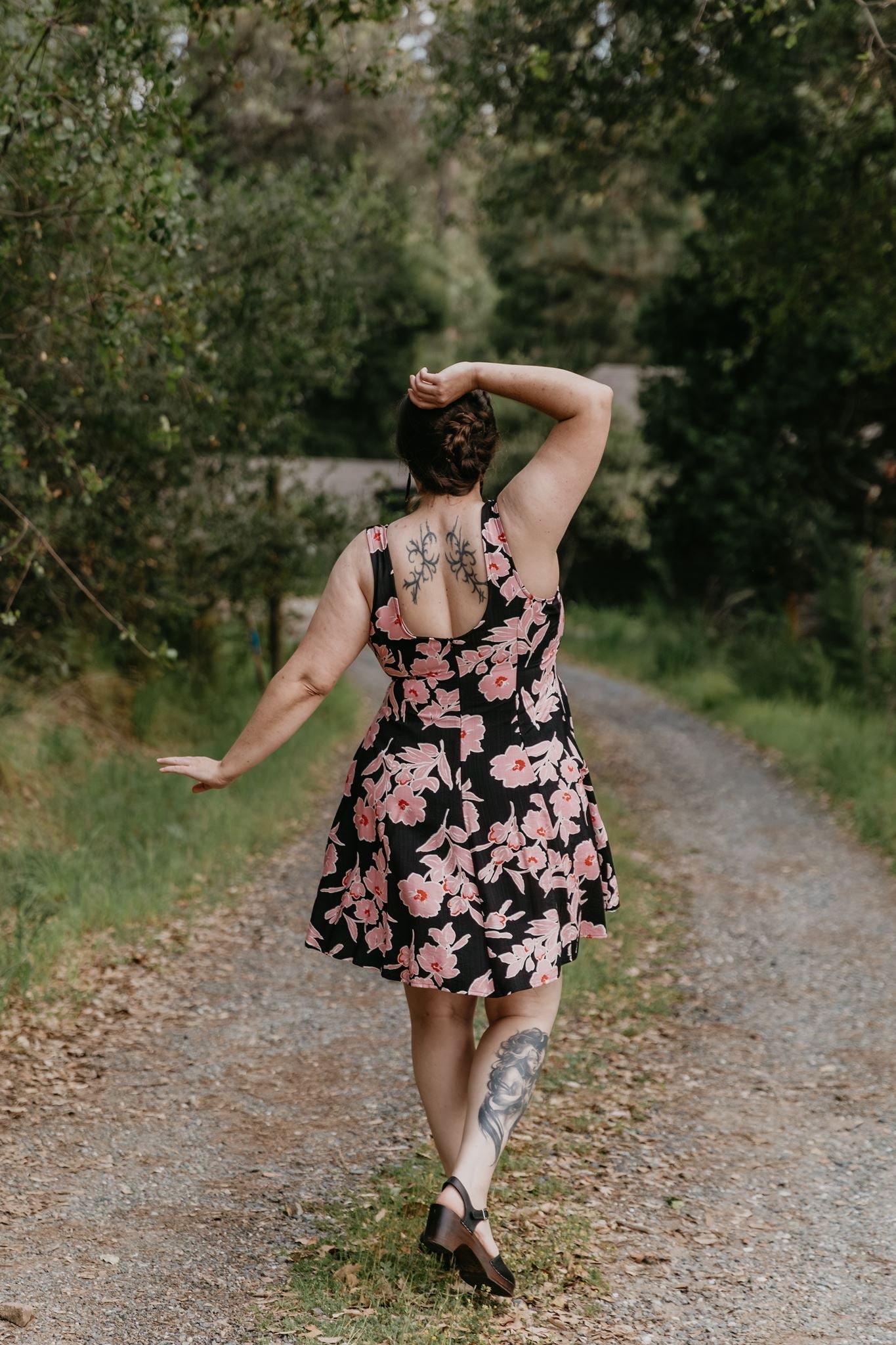 Delana Dress in Dark Floral Challis
