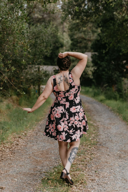Delana Dress in Dark Floral Challis