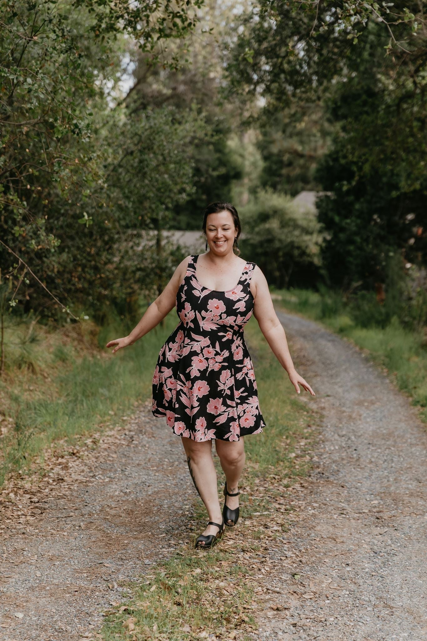 Delana Dress in Dark Floral Challis