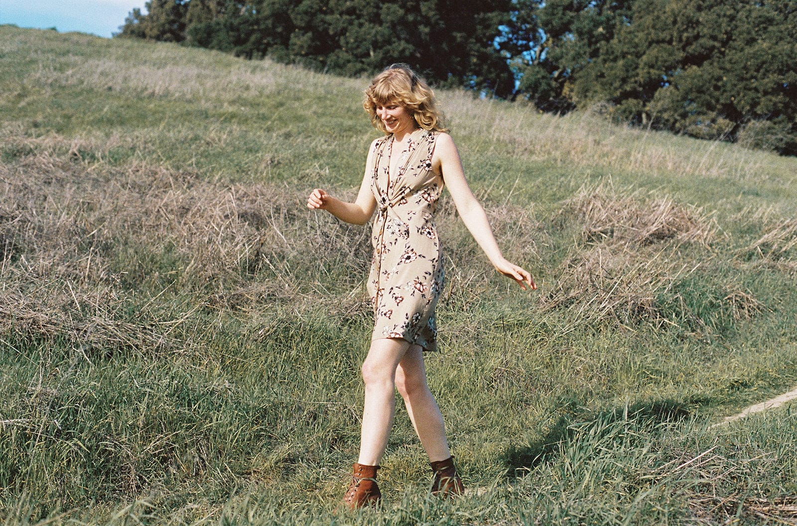 Field Day Dress Paloma Dress in Taupe Floral