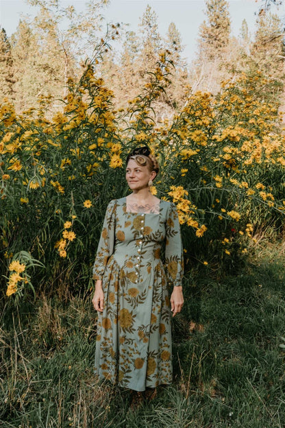 Field Day Dress Prairie Dress in Slate Marigold