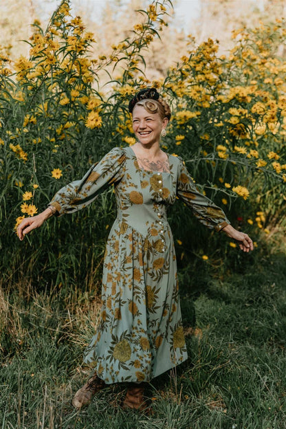 Field Day Dress Prairie Dress in Slate Marigold