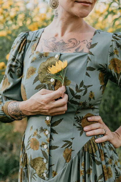 Field Day Dress Prairie Dress in Slate Marigold