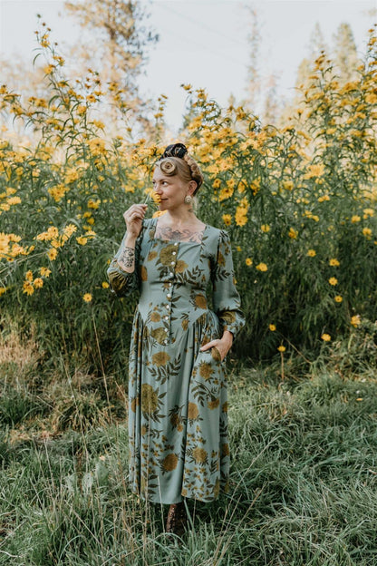 Field Day Dress Prairie Dress in Slate Marigold