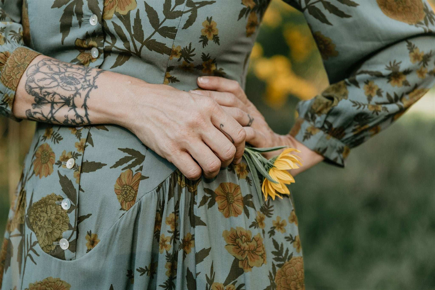 Field Day Dress Prairie Dress in Slate Marigold