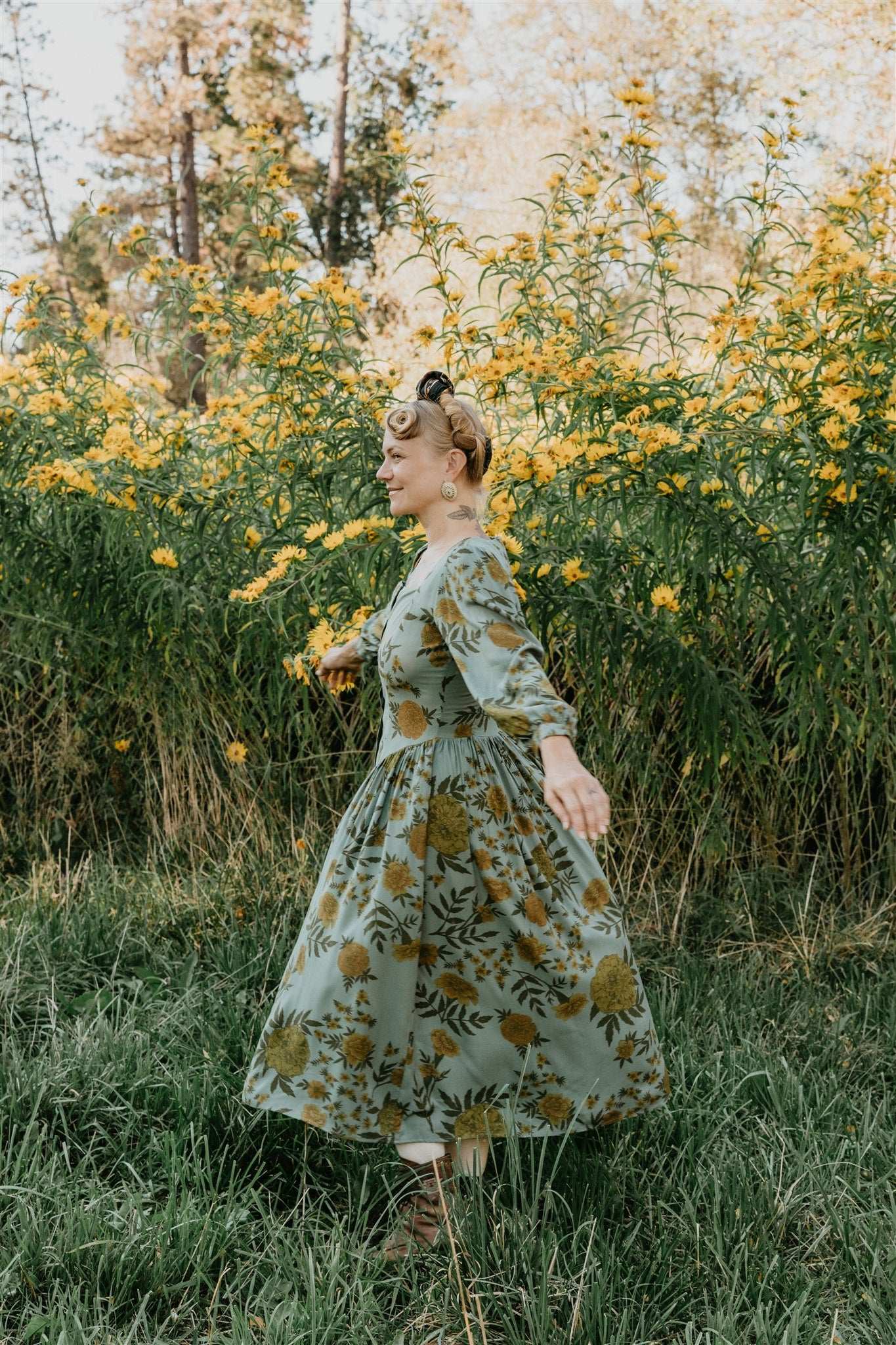 Field Day Dress Prairie Dress in Slate Marigold