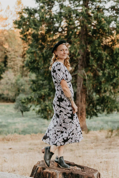 Field Day Dress Bella Dress in Bow Tie Challis