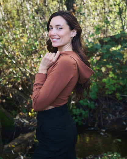 Cropped Hoodie In Sienna Brown
