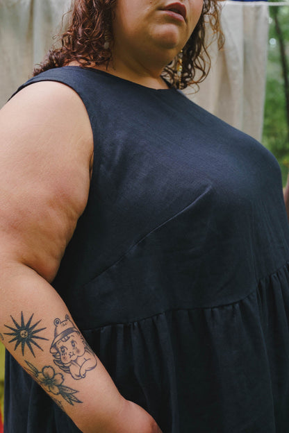 Hawthorn Dress in Black