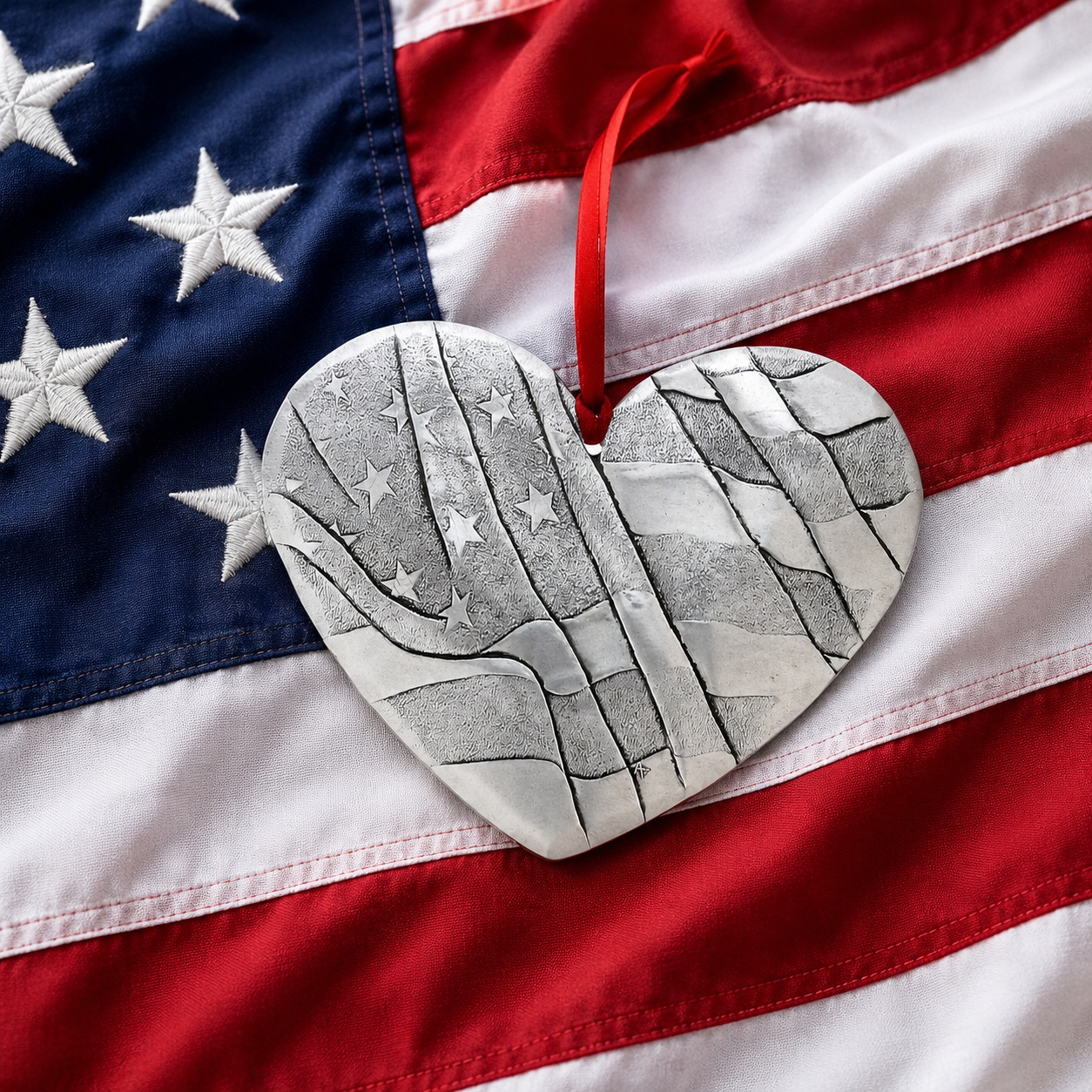 Heart of America Ornament (Aluminum)