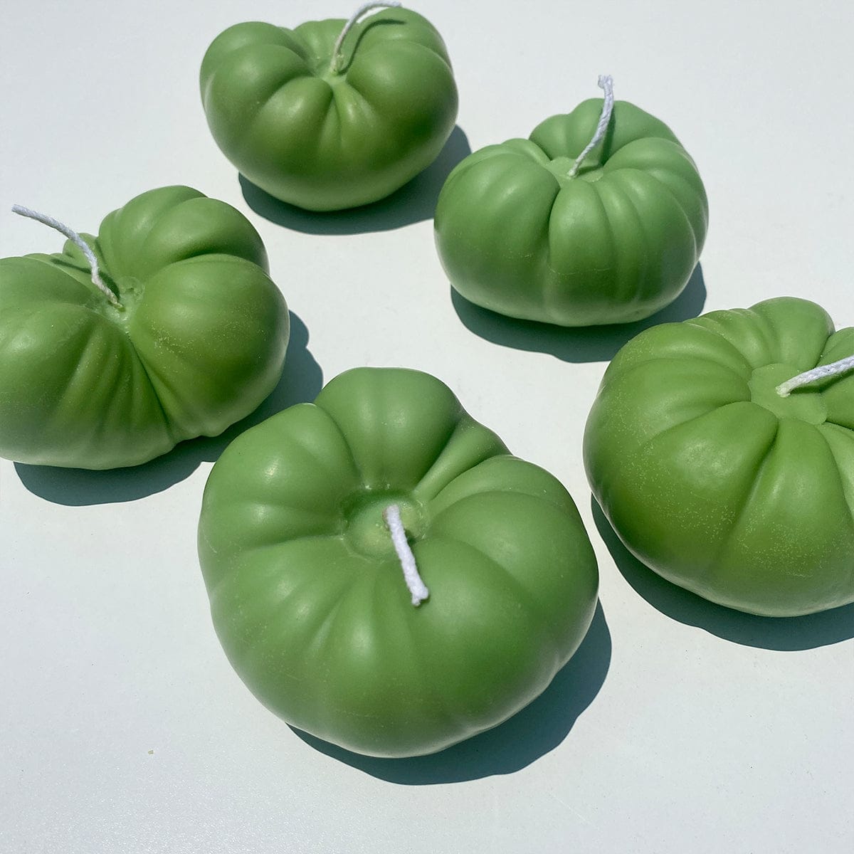 Scandles Farmers Markets Green / Tomato Leaf / 6 Pack of Tomatoes Heirloom Tomato Candle - Green