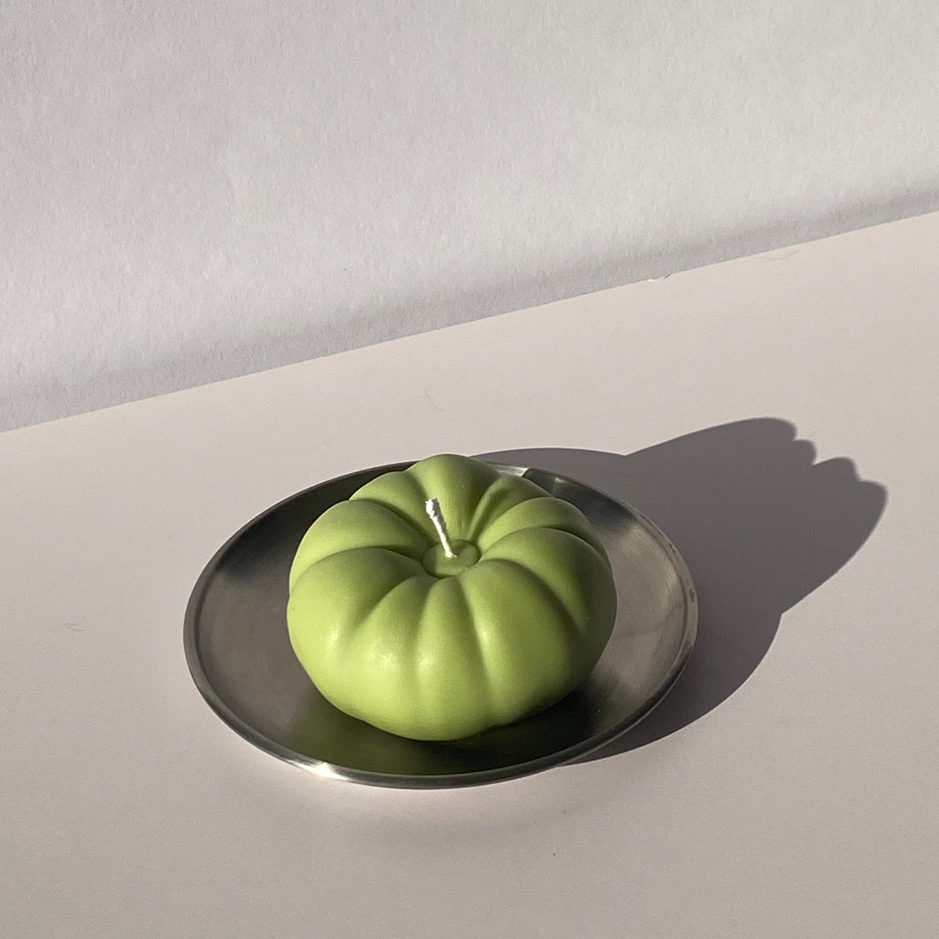 Scandles Farmers Markets Heirloom Tomato Candle - Green