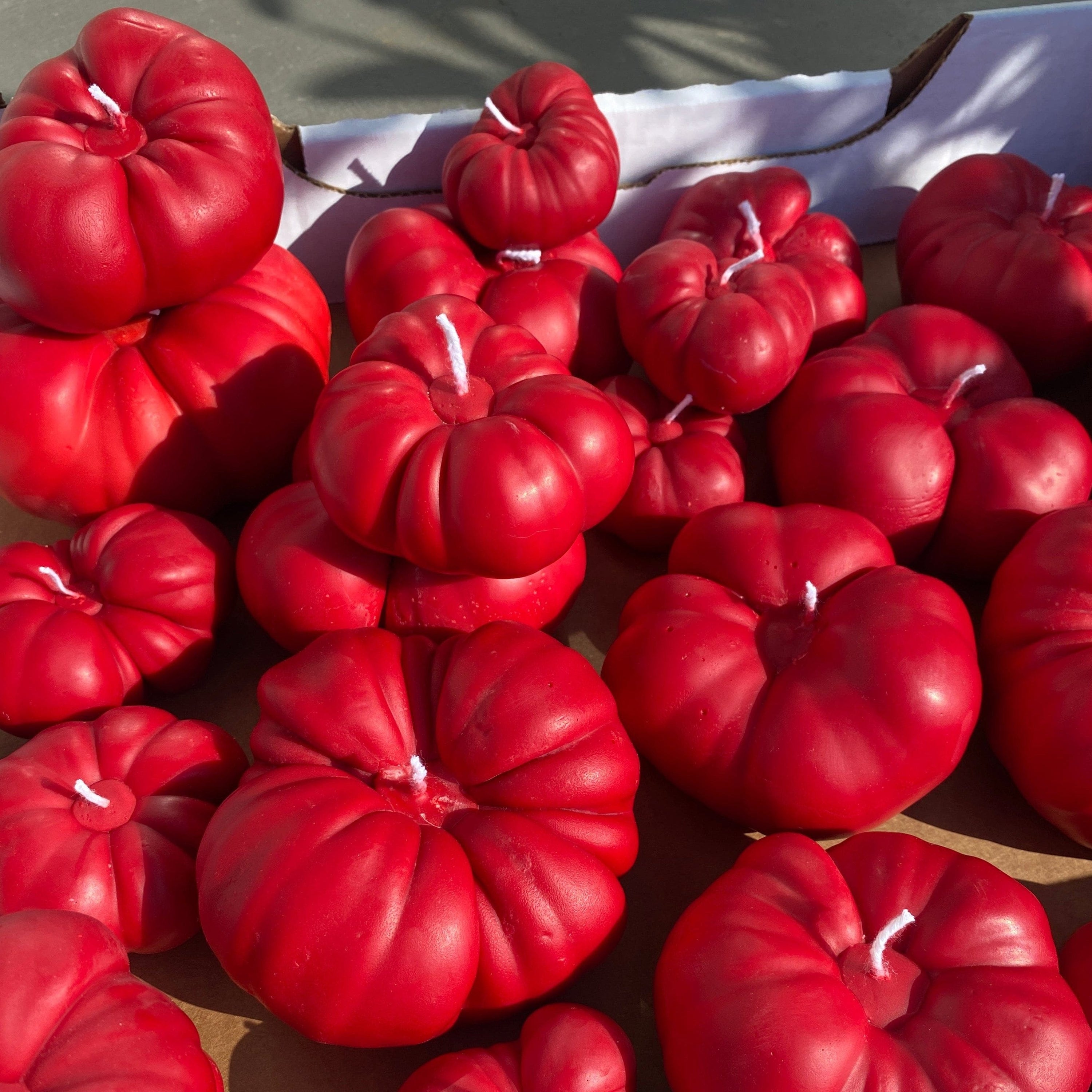 Scandles Farmers Markets Red / Tomato Leaf / 3 Pack Heirloom Tomato Candles - 3 Pack