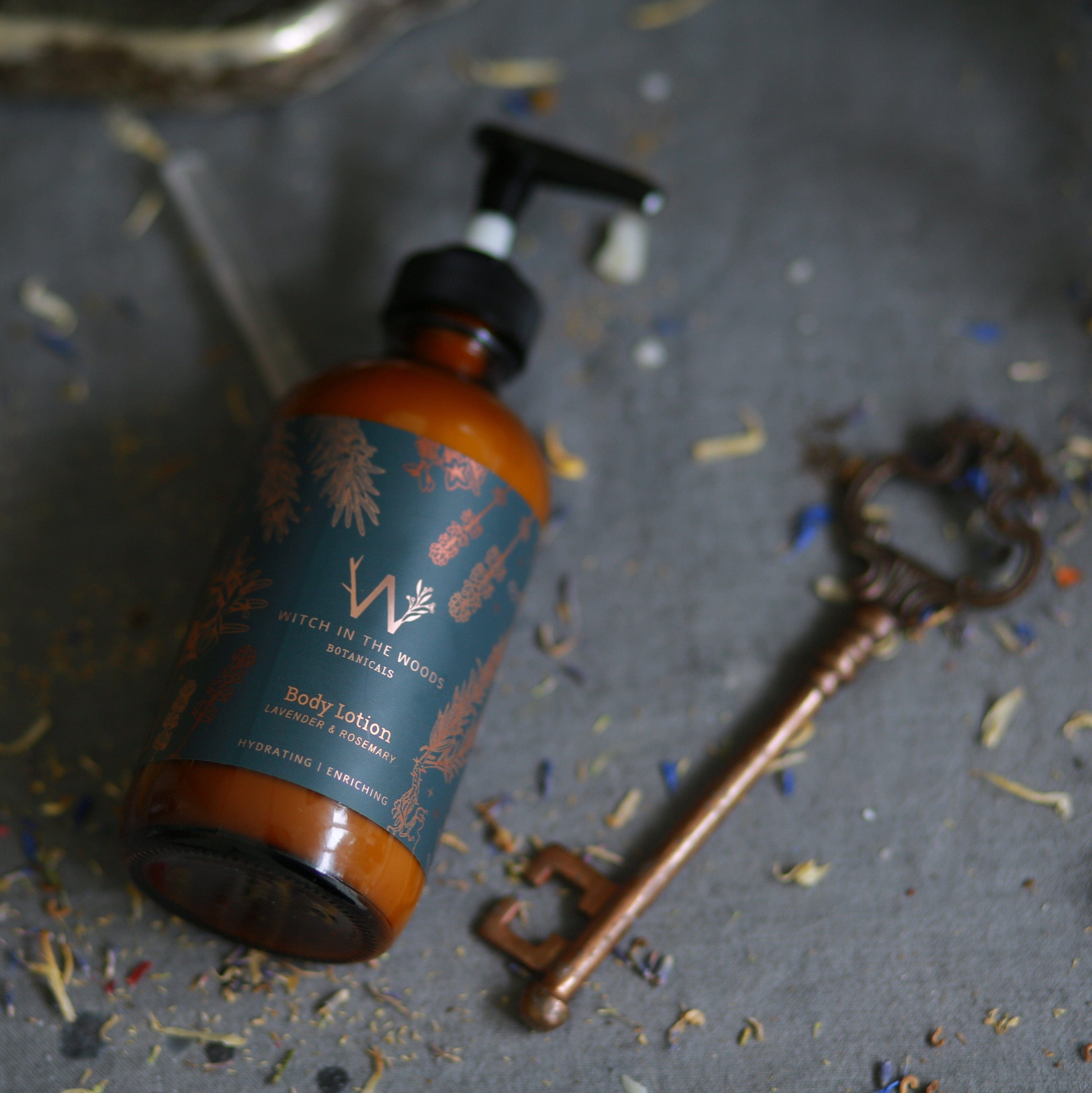 Witch in the Woods Botanicals Body Full Size (8 oz) Witch in the Woods - Body Lotion