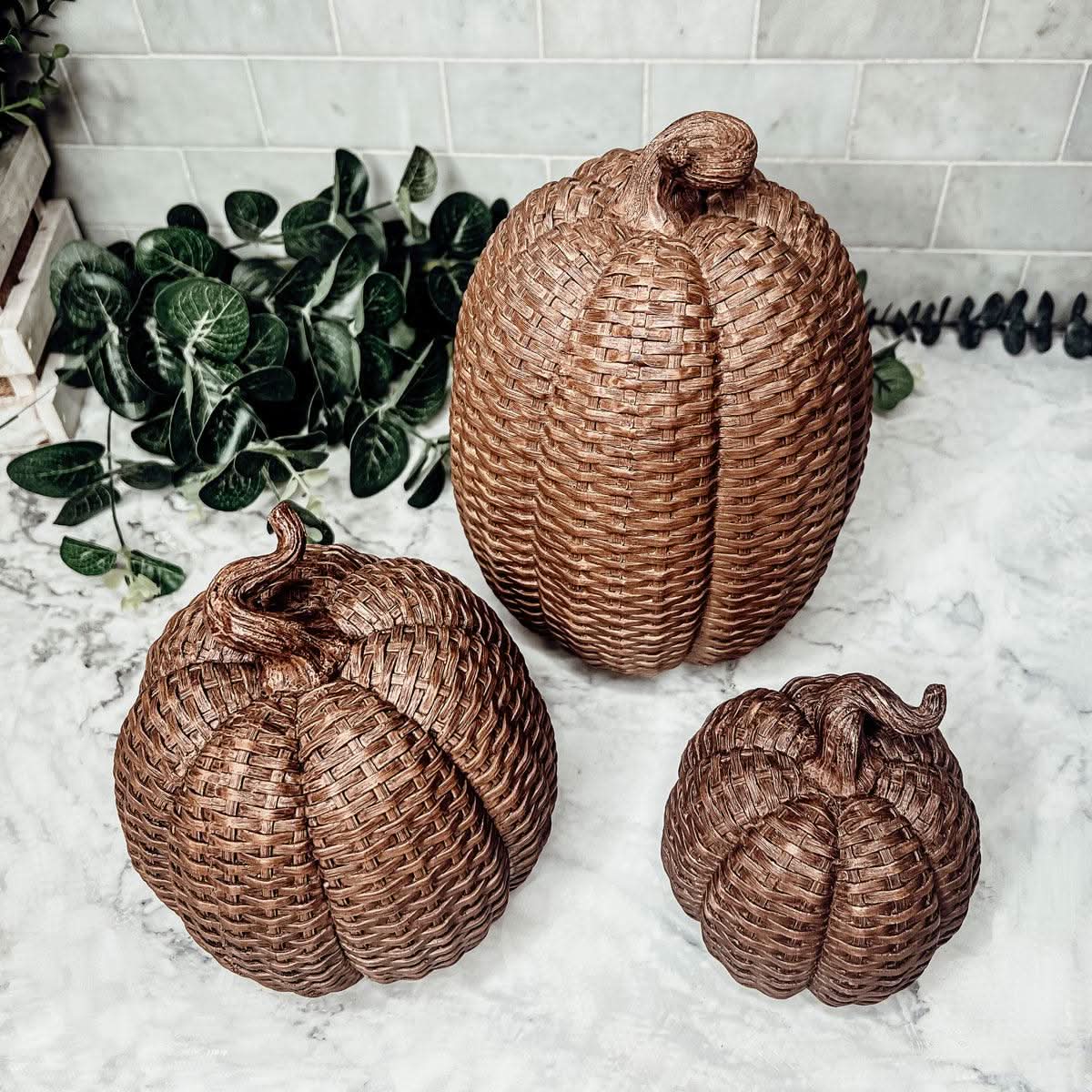Gia Roma Basket Weave Statue Basket Weave Pumpkins