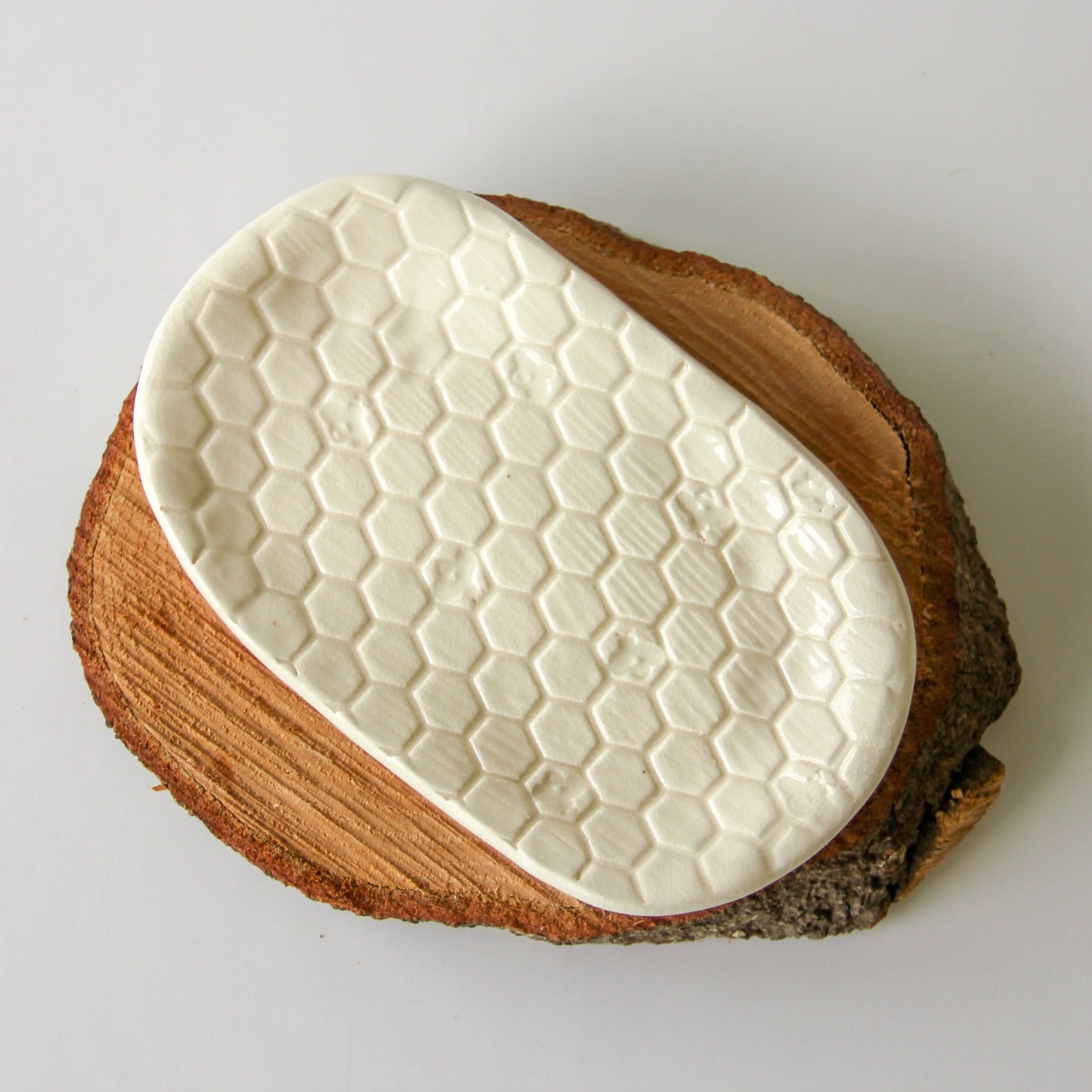 prodigalpottery Ceramic Beehive Soap Dish