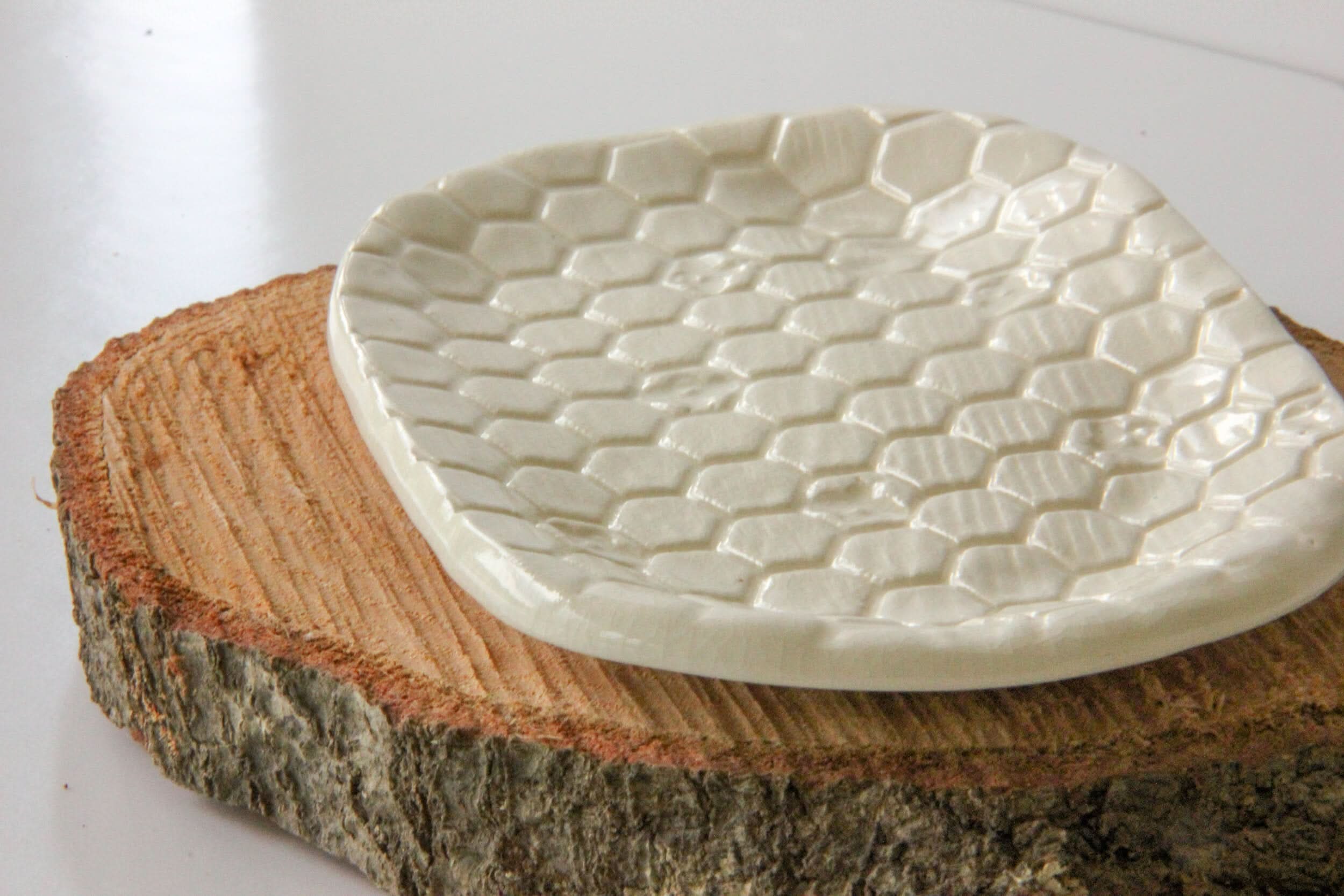 prodigalpottery Ceramic Beehive Soap Dish