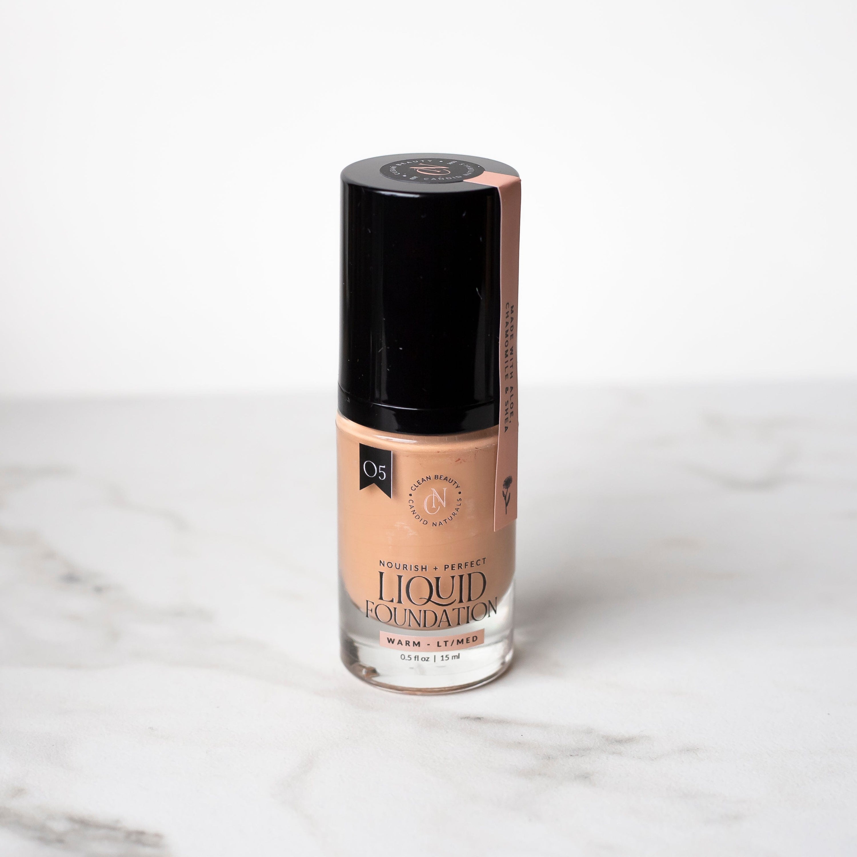 Candid Naturals Half Size (15ml) / 05 | Warm - Light/Medium Natural Liquid Foundation