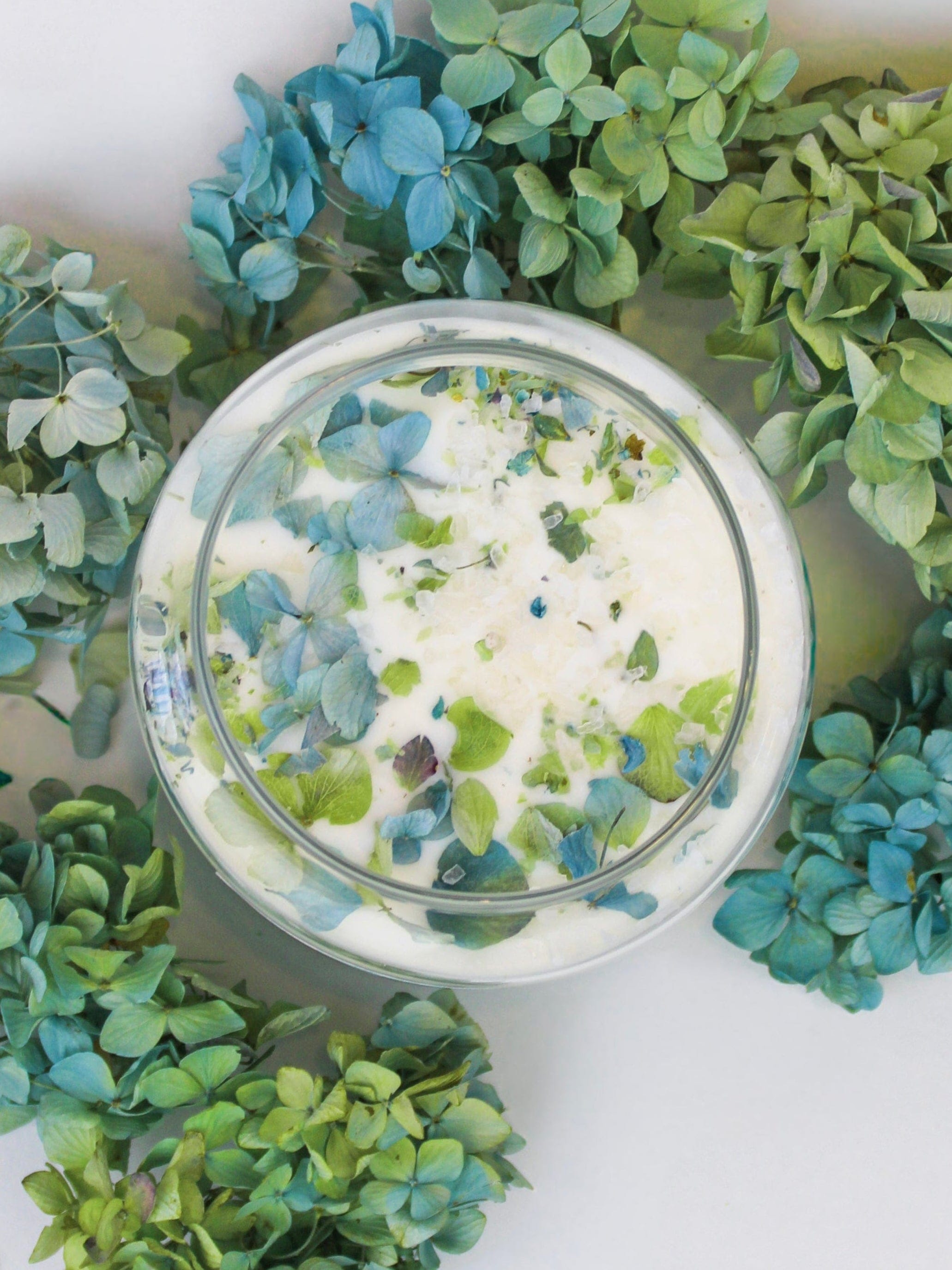 Ash &amp; Rose candle BY THE SEA Hydrangea Sea Salt Candle