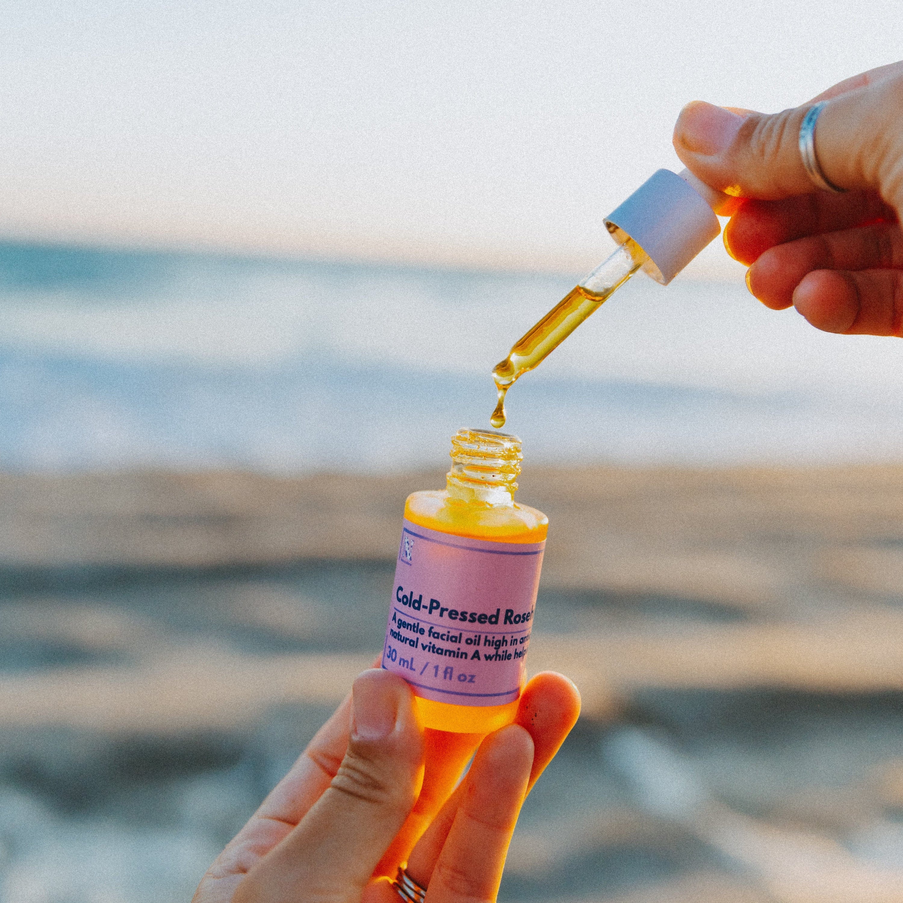 Naturallow Moisturizer Cold-Pressed Rosehip Oil