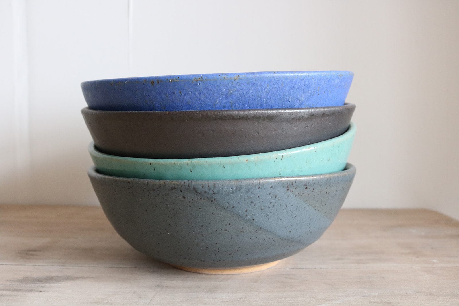 KJ Pottery Bowl Teal Green / Glazed Rim Ramen Bowl