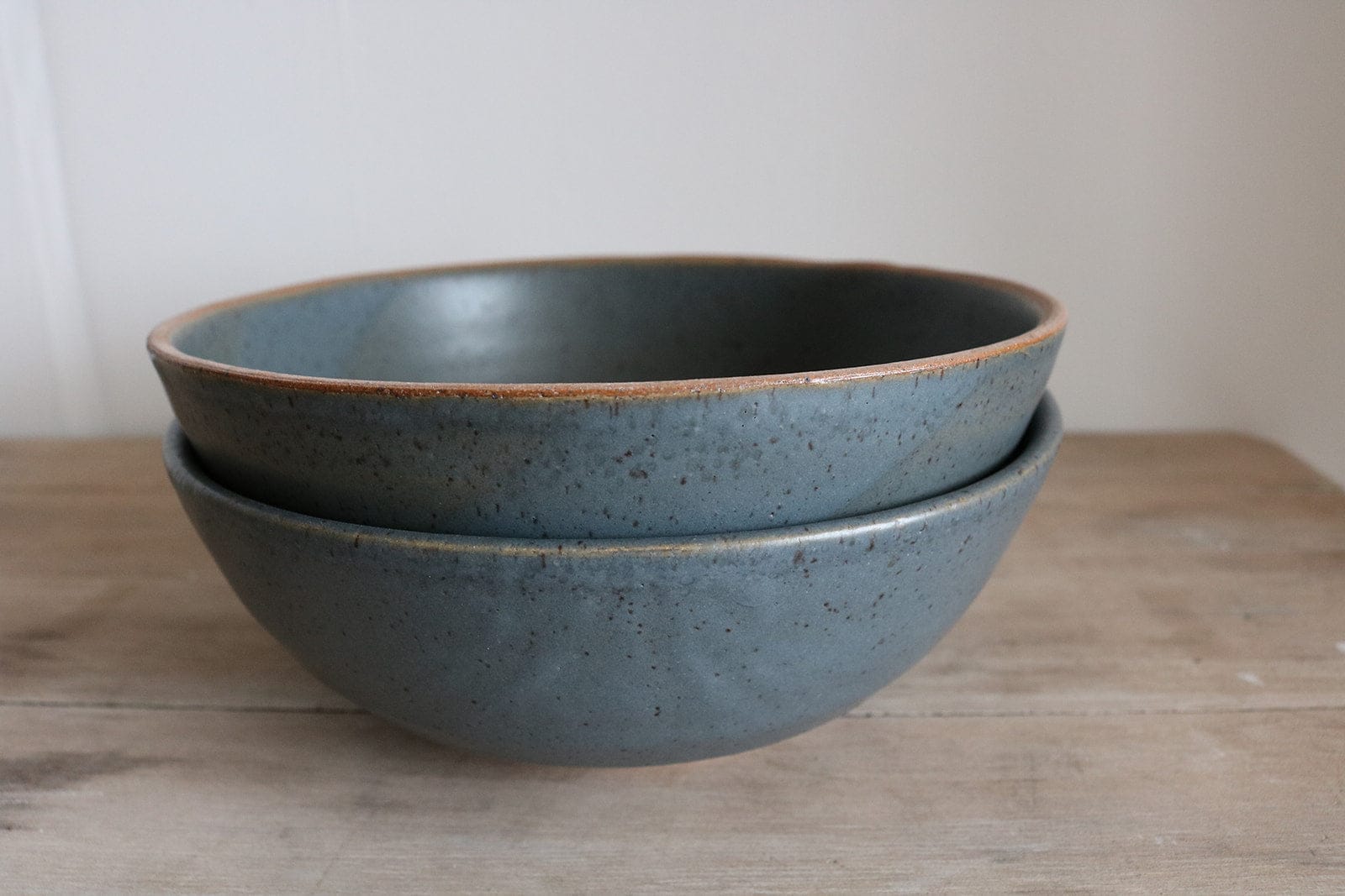 KJ Pottery Bowl Smoke Blue / Glazed Rim Ramen Bowl