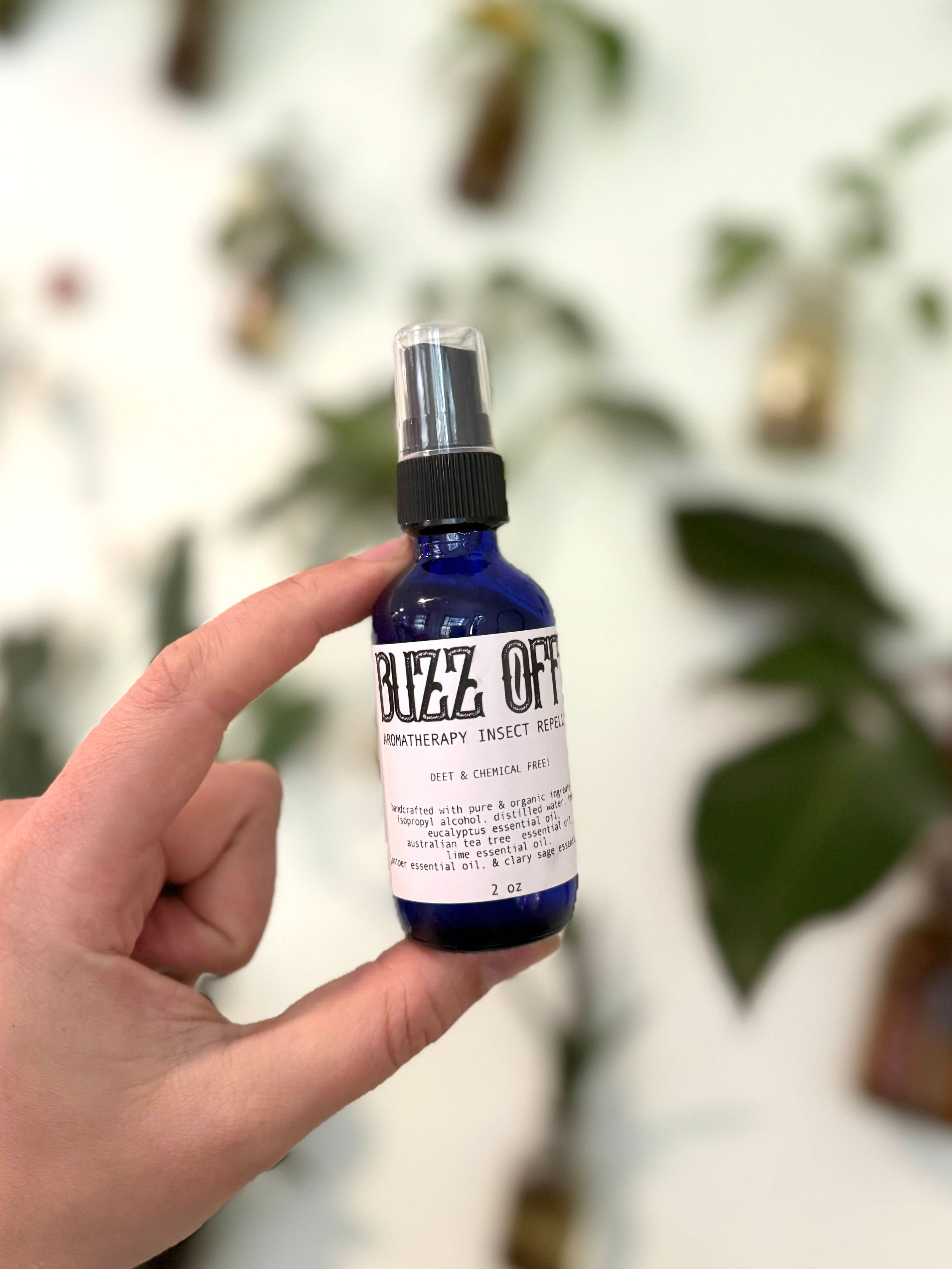 Apotheke DuJardin bug spray BUZZ OFF! - Aromatherapy Insect Repellent