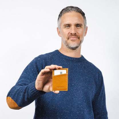 Minimalist Wallet with RFID protection - Natural