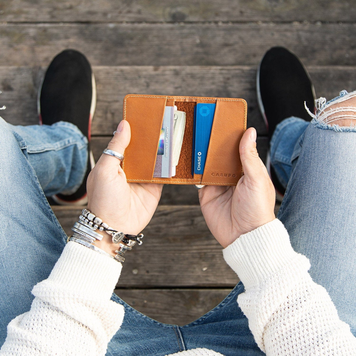 CASUPO Small Bifold Compact Bifold with RFID protection - Natural