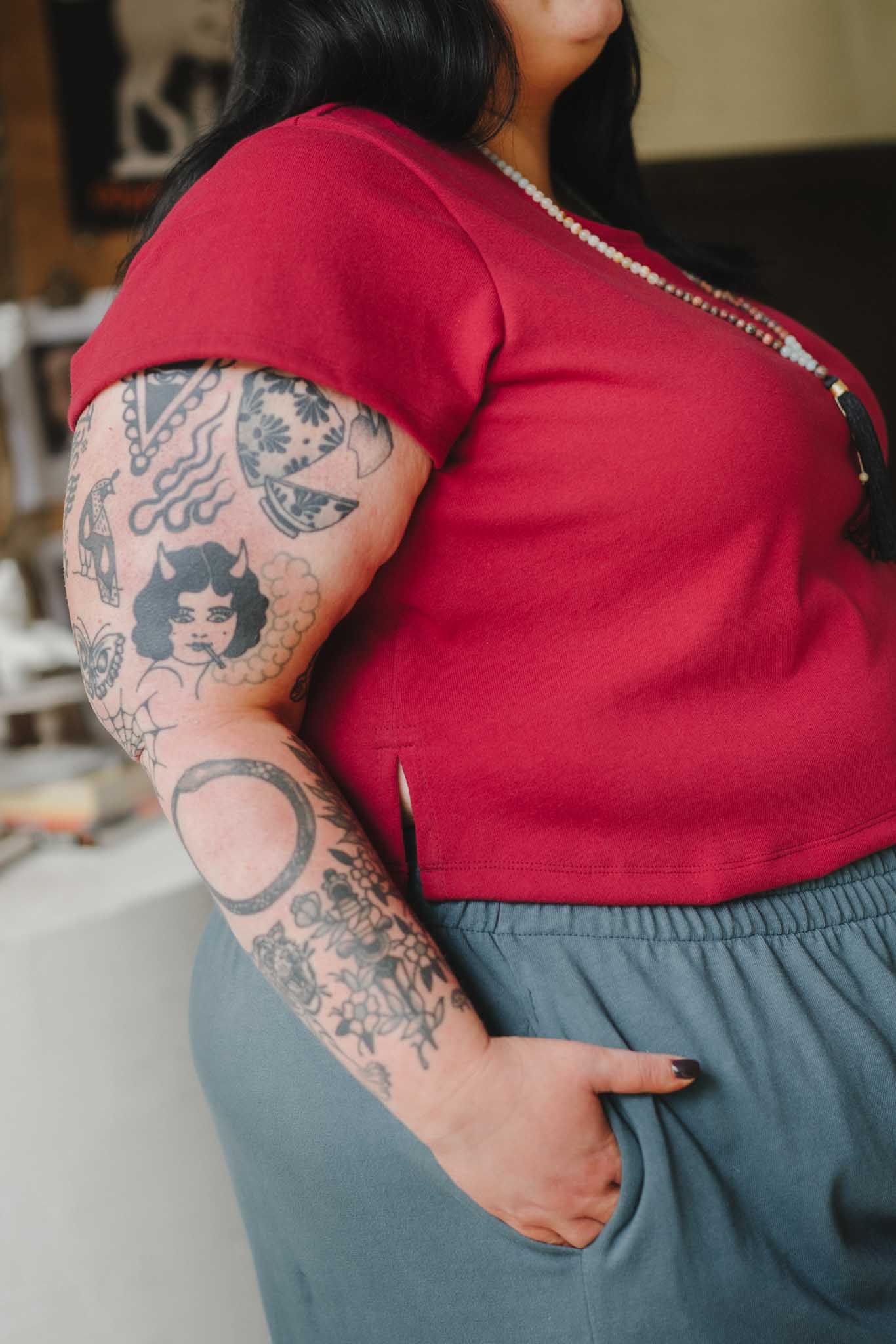Saturday Tee in Madder