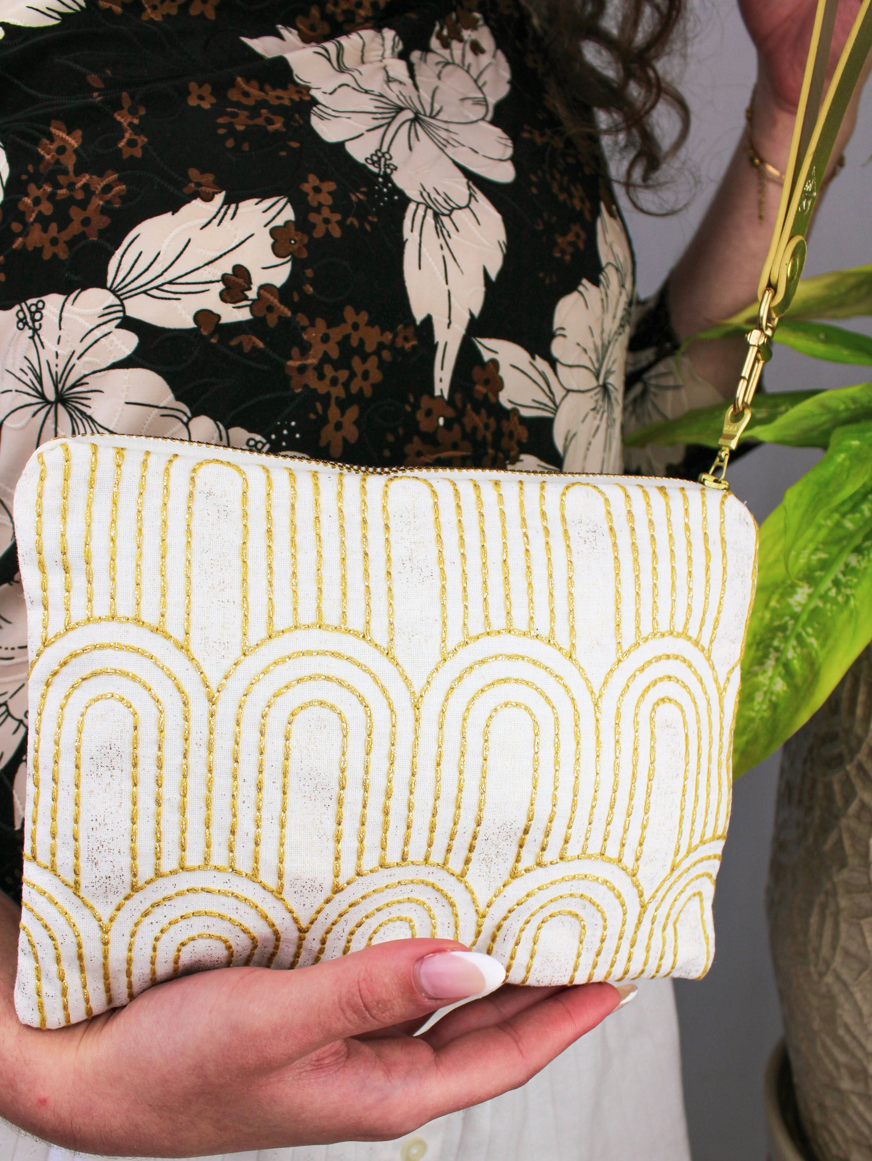 Ash &amp; Rose purse Josephine Embroidered Gold and White Wristlet Purse