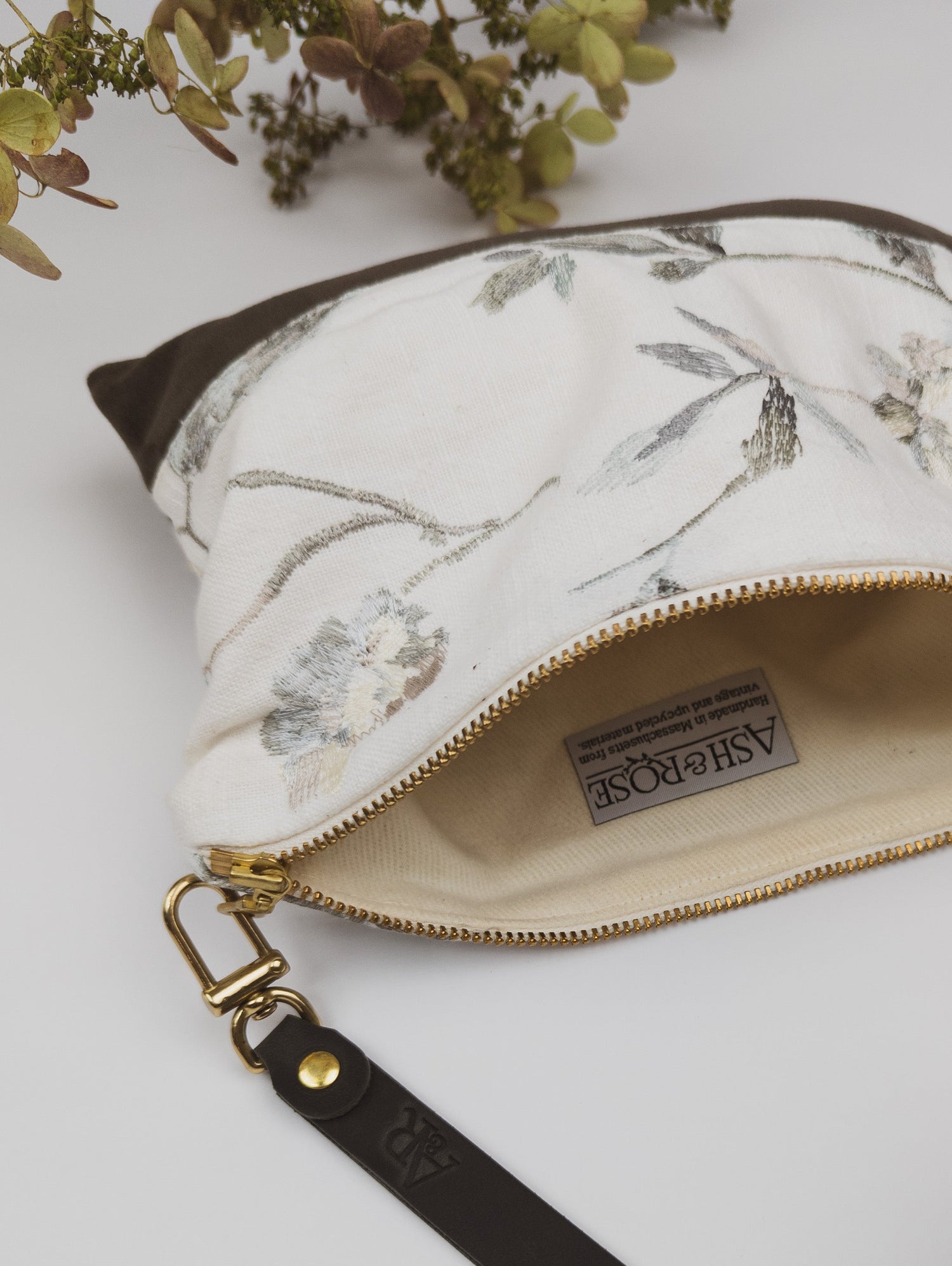 Winona Embroidered Linen Wristlet - My American Goods