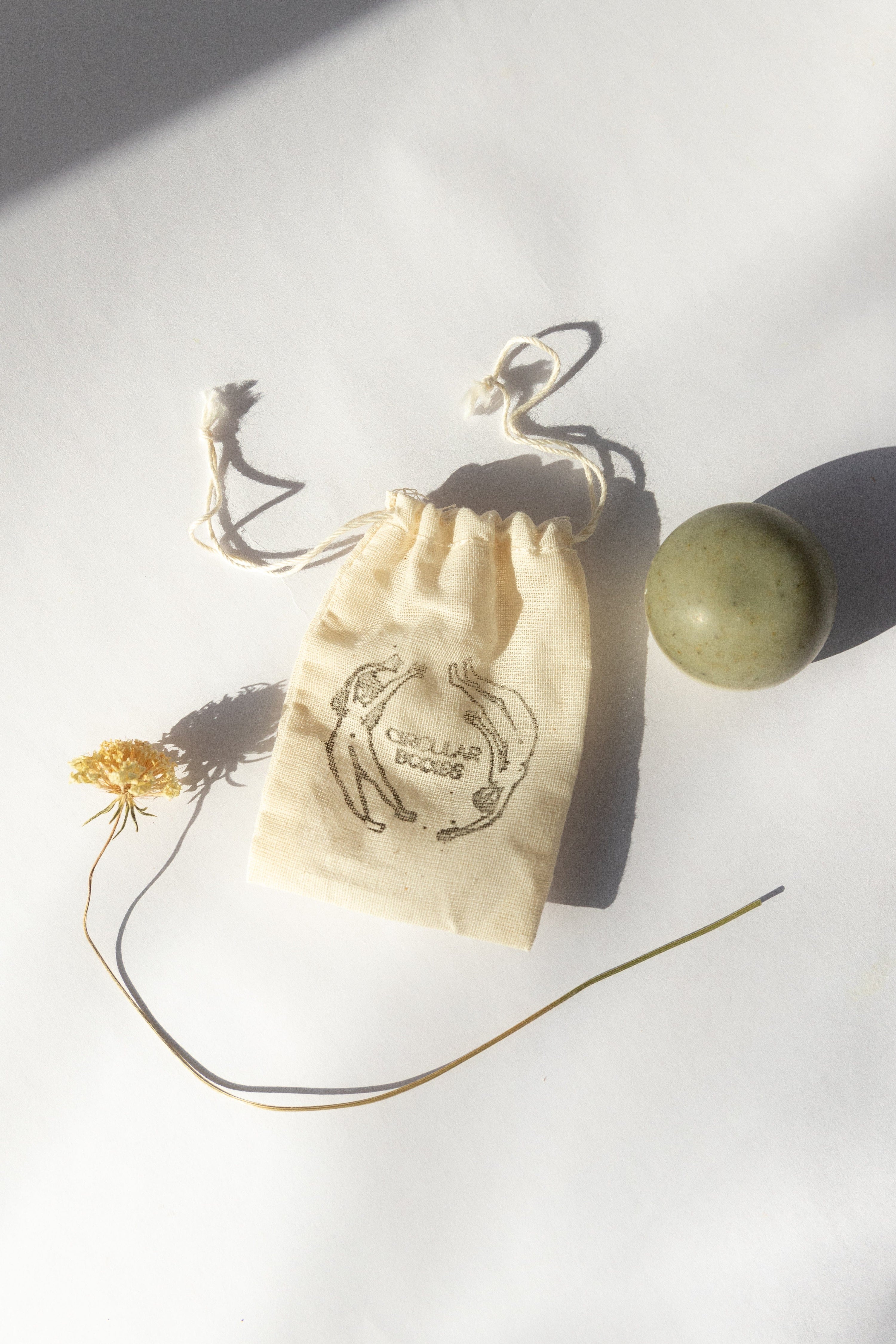 Circular Bodies 1 sphere + Canvas Bag Body Soap Sphere Kit