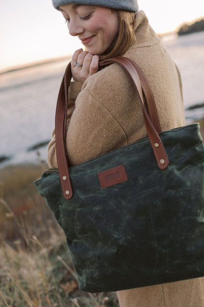 Allagash River Tote Bag with Zipper Closure